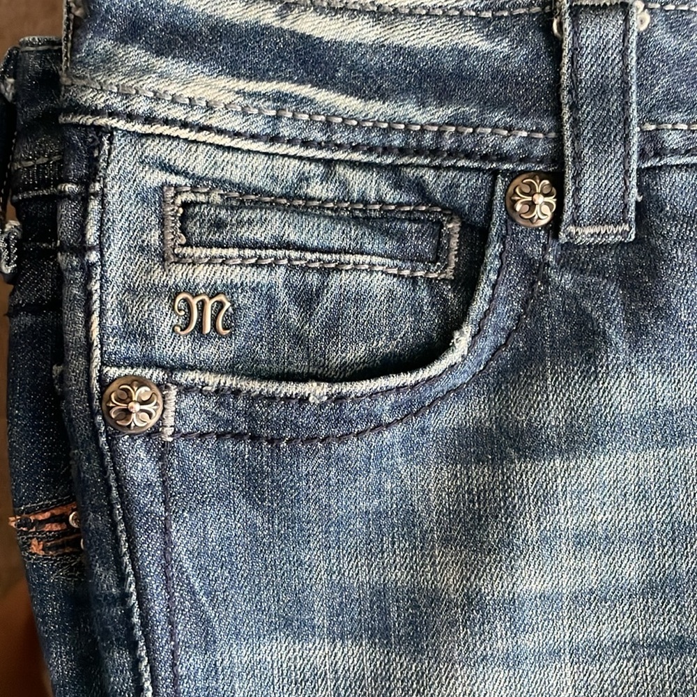 Miss Me JP5331B4 Straight Leg Jeans Wings 27 - Picture 7 of 7